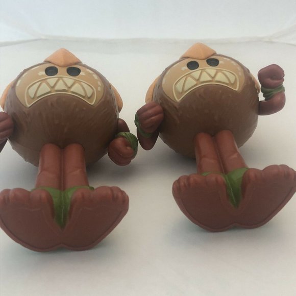 2 6" Kakamora Pirate Coconut Warrior Figure Maraca Music Instrument Disney Moana - Picture 4 of 12